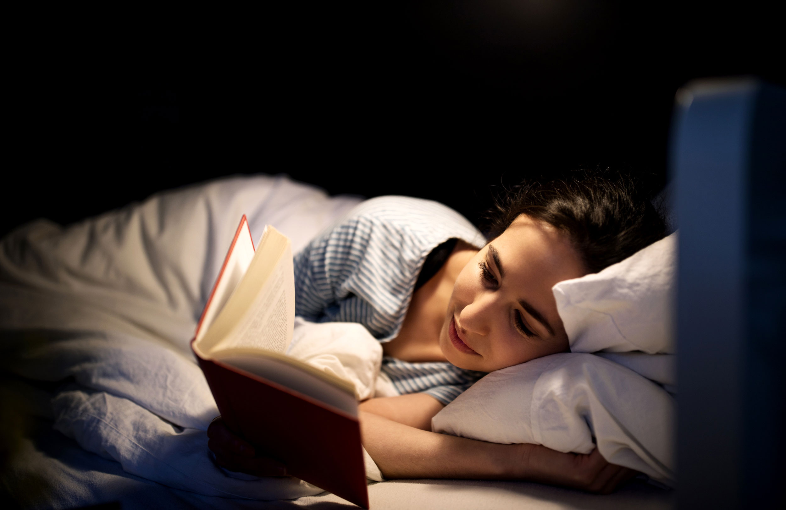 The relationship between reading books and healthy sleep in people