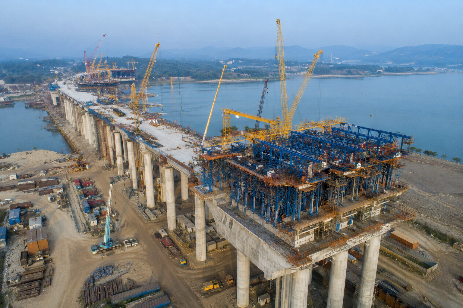 The "Project management service for large - sized architecture, construction & civil project (VIP plan)" has been presented.